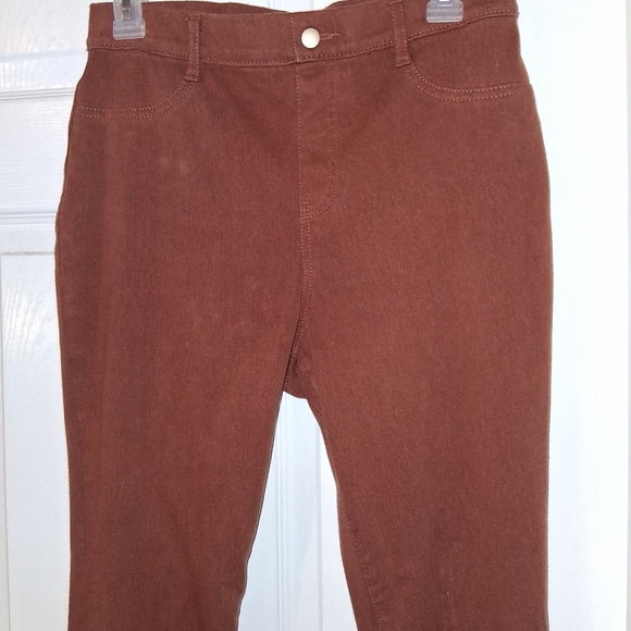 Time and Tru Denim - Time and Tru Women's Brown Jeggings